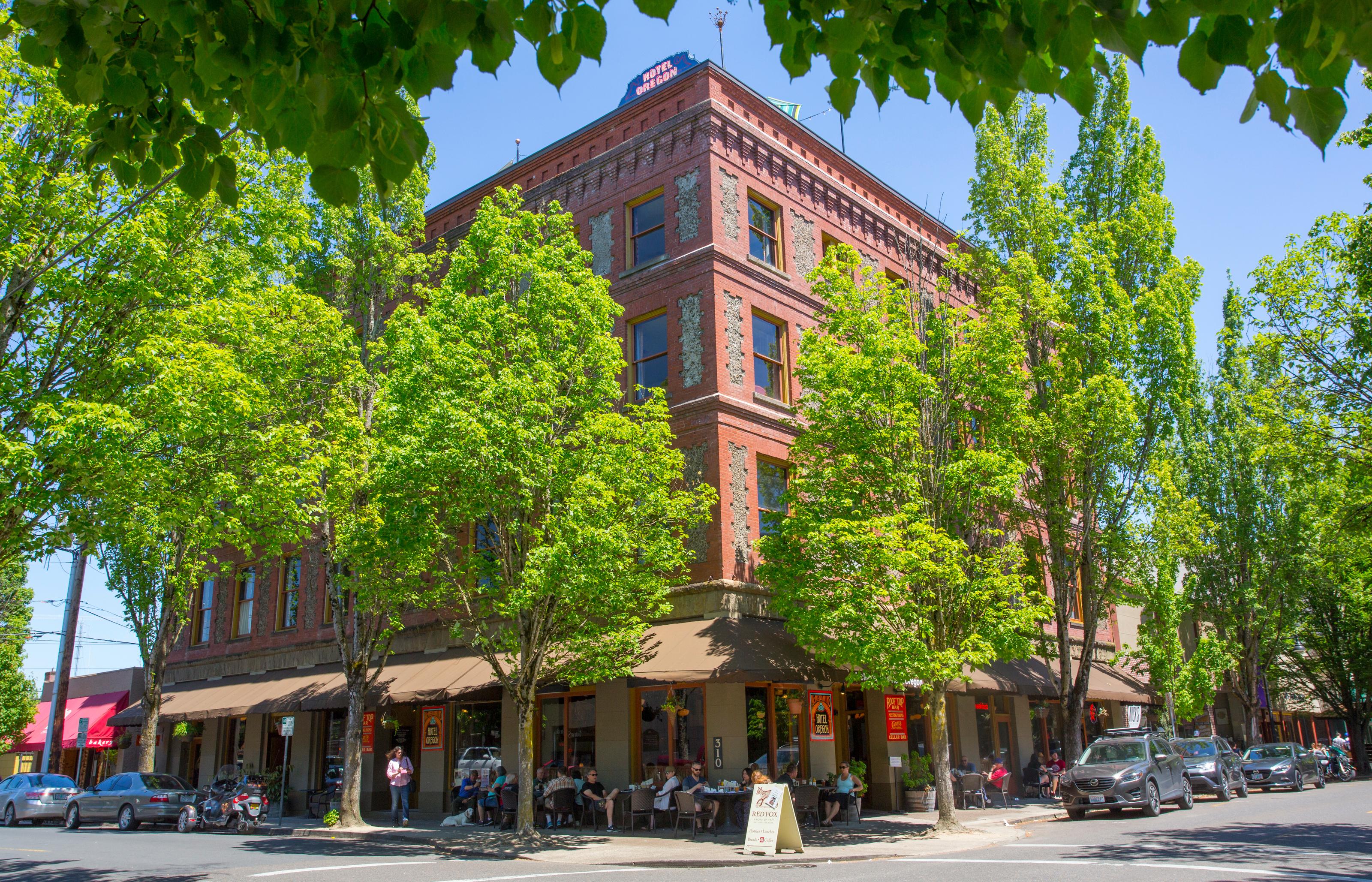 Mcmenamins Hotel Oregon McMinnville Exterior foto