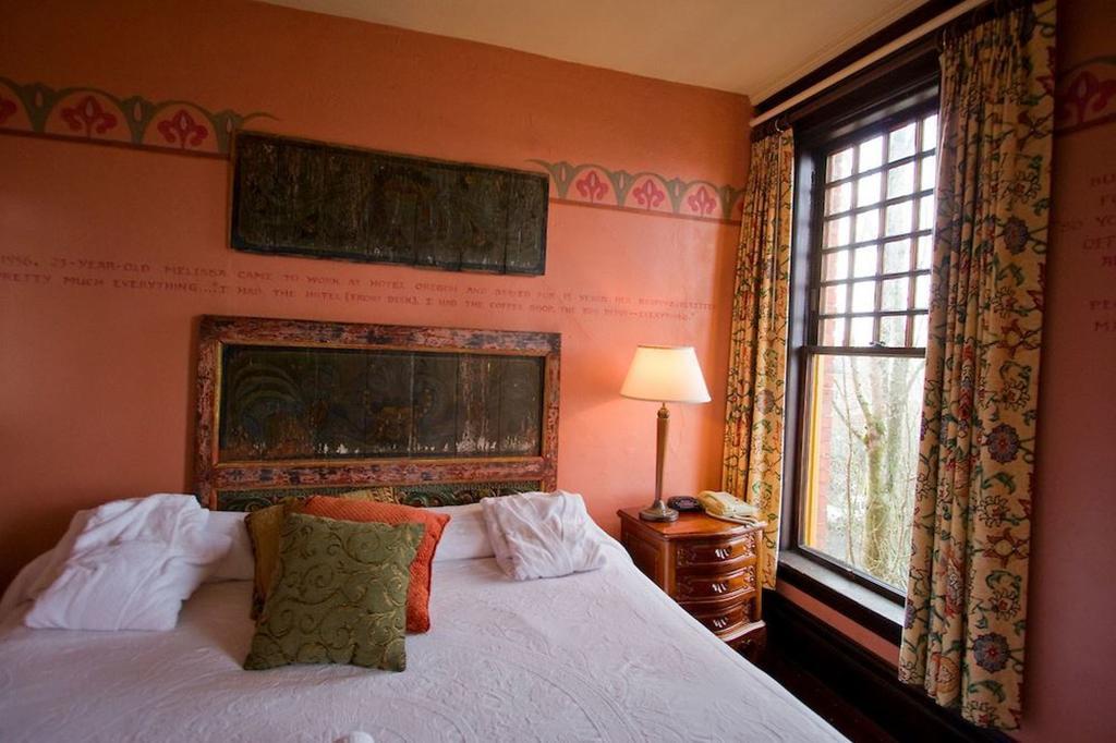 Mcmenamins Hotel Oregon McMinnville Quarto foto
